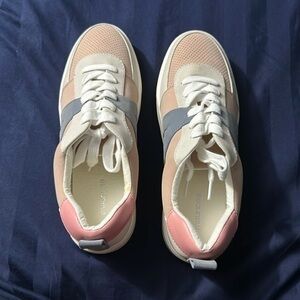 Maurices pink and blue sneakers worn only to try on size 9